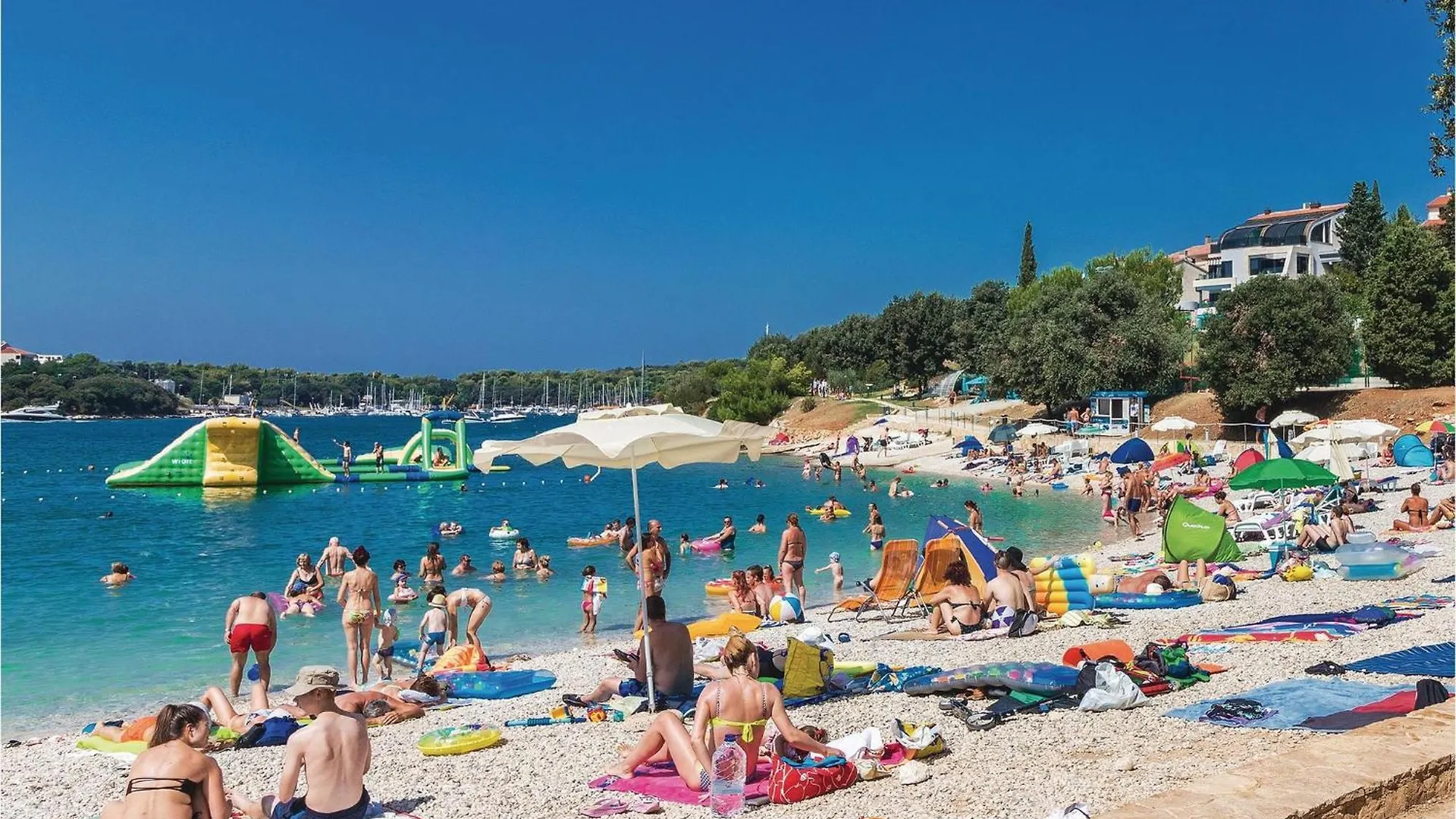 Nice Apartment In Pula With Wifi 0*,